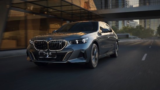 全新BMW 5系 不论油电 将BMW经典驾驶乐趣带入新时代_fororder_image003